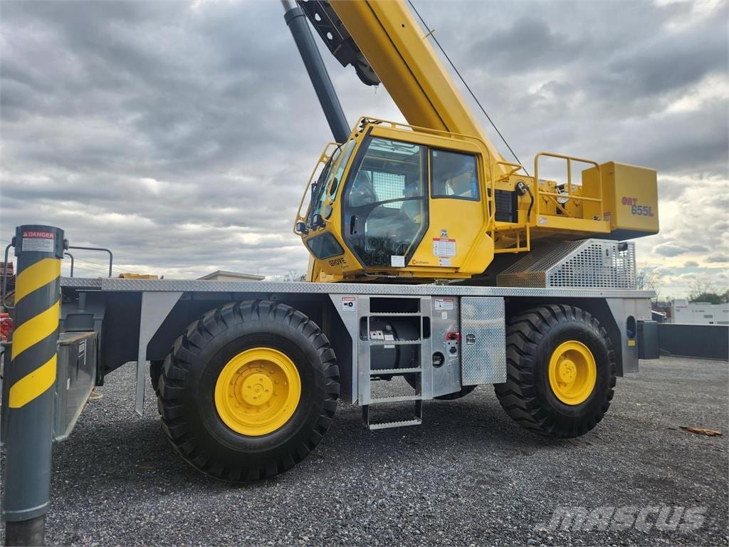 2023 Grove GRT655L