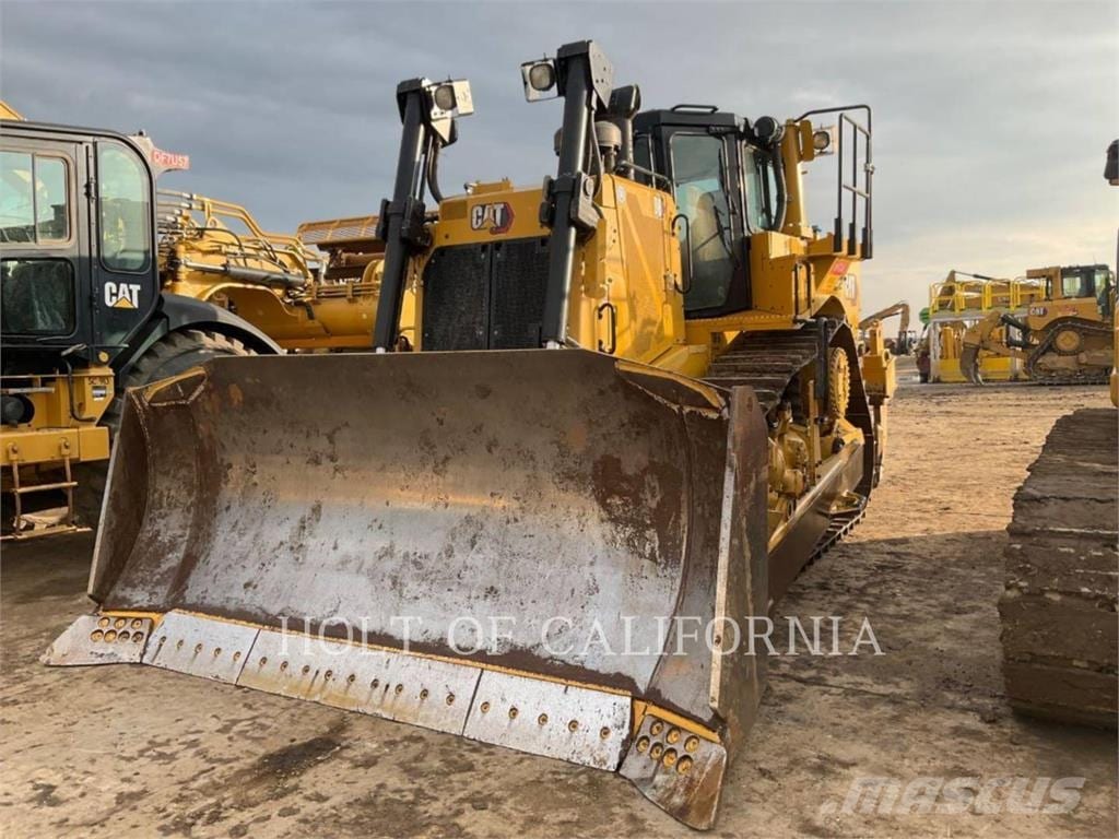 2023 CAT D8-21