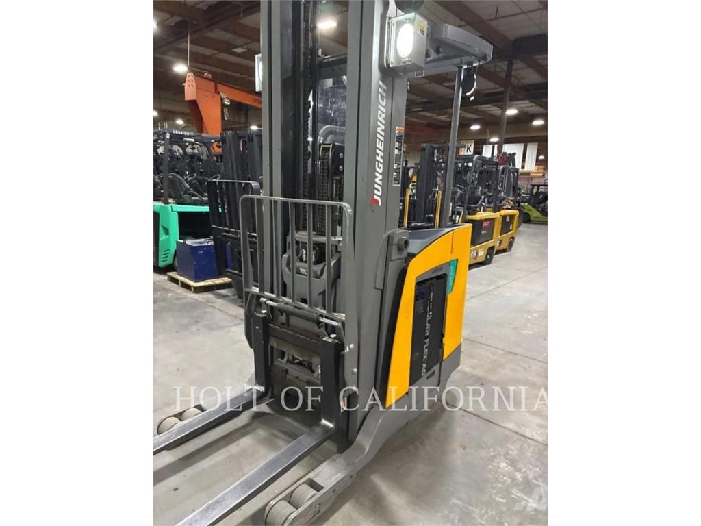 2022 Jungheinrich ETR340A