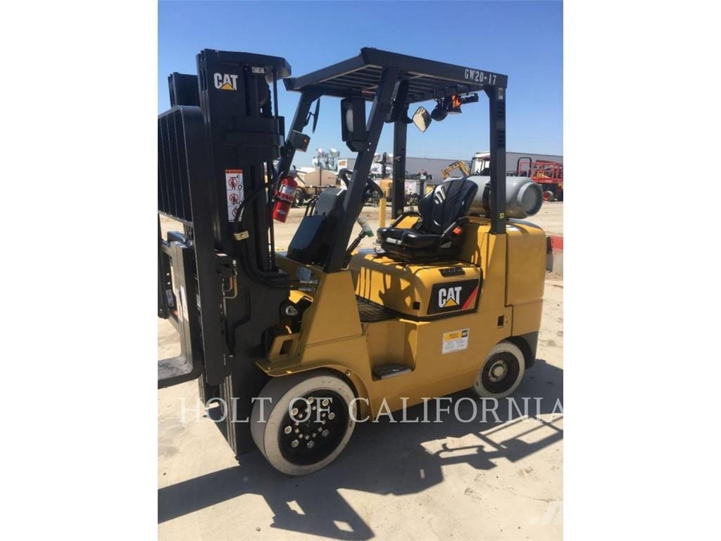 2020 CAT MITSUBISHI GC40K6-LE