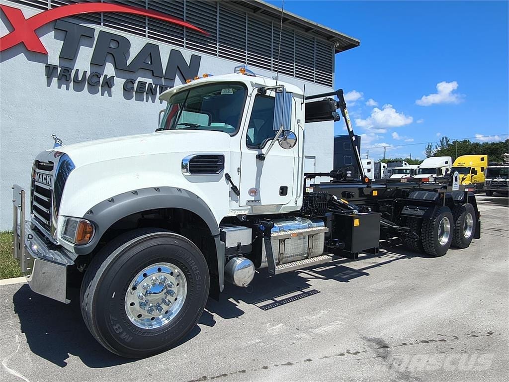 2027 Mack GR64B