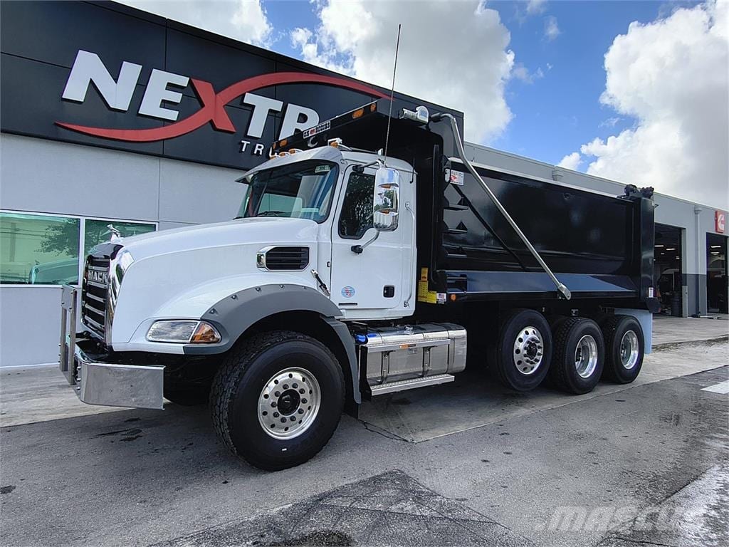 2026 Mack GR84B