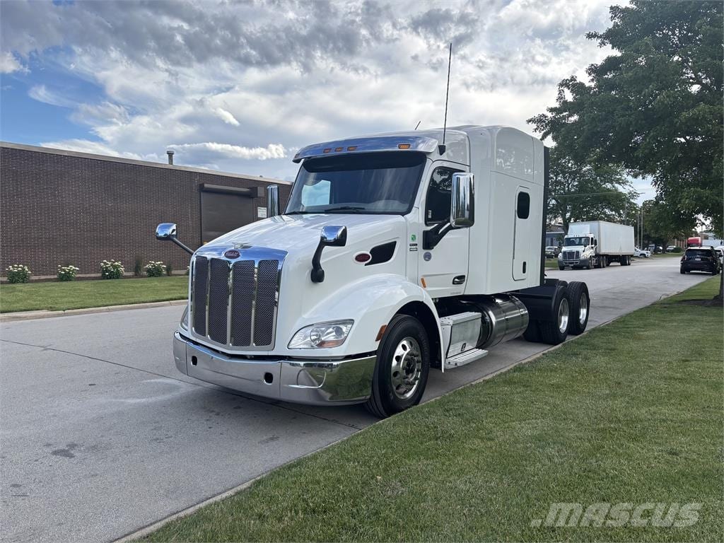2022 Peterbilt 579