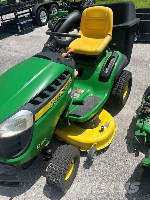 2011 John Deere D130