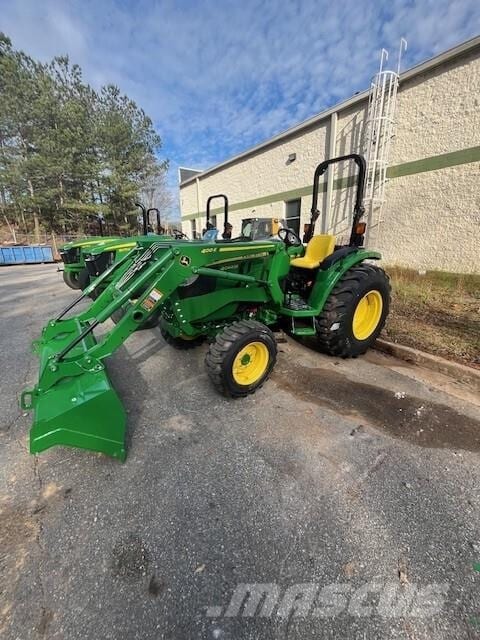 John Deere 4044M