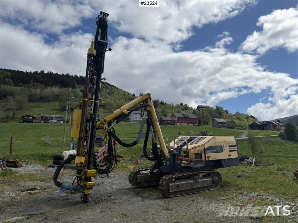 2004 Atlas Copco D7-01 Drilling Rig with a 1832 hammer, meter count