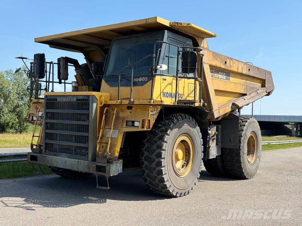 2005 Komatsu HD605-7