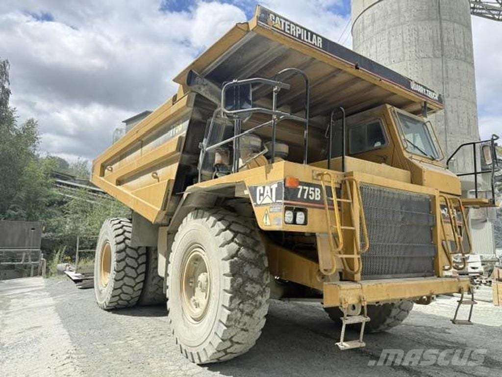 2009 CAT 775B