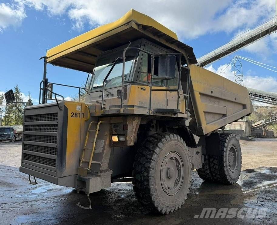 2007 Komatsu HD 325-7