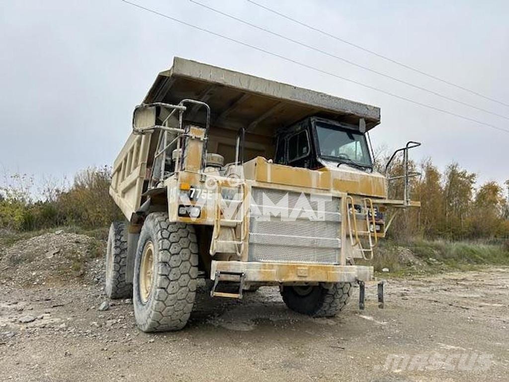 2007 CAT 775E