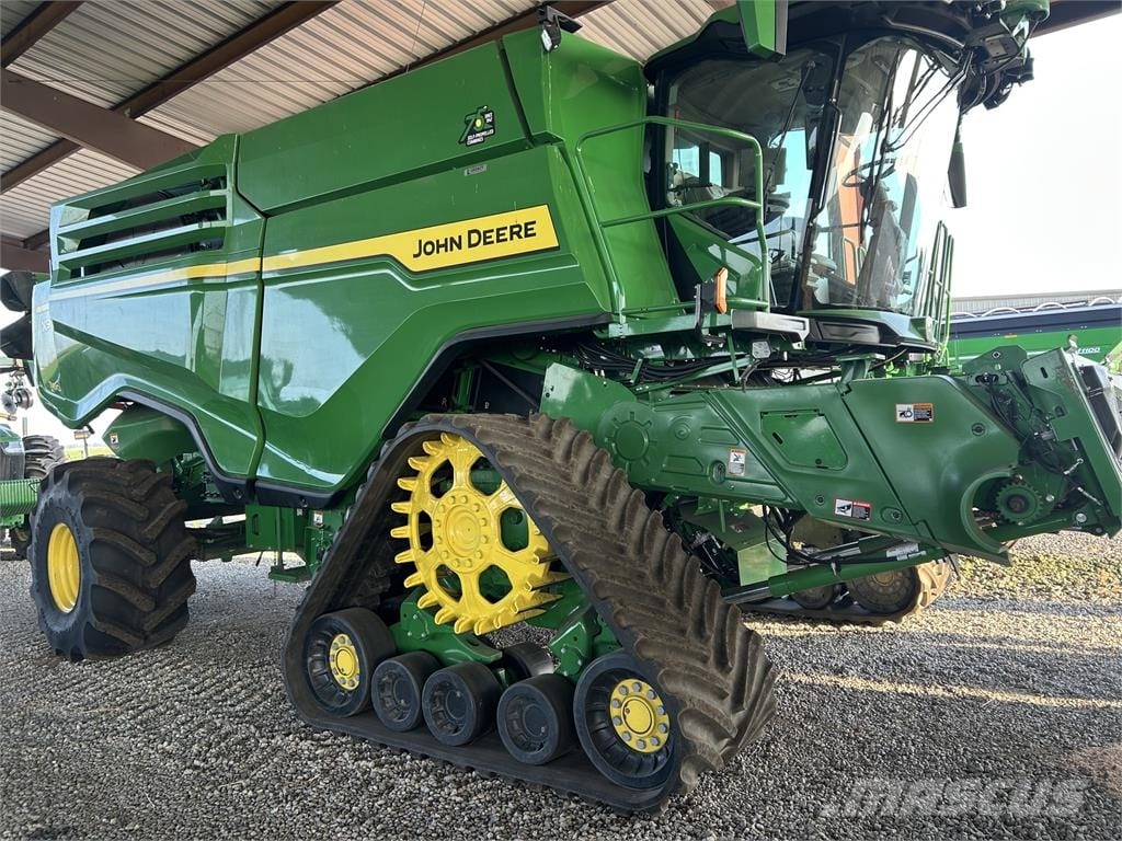 2022 John Deere X9 1100