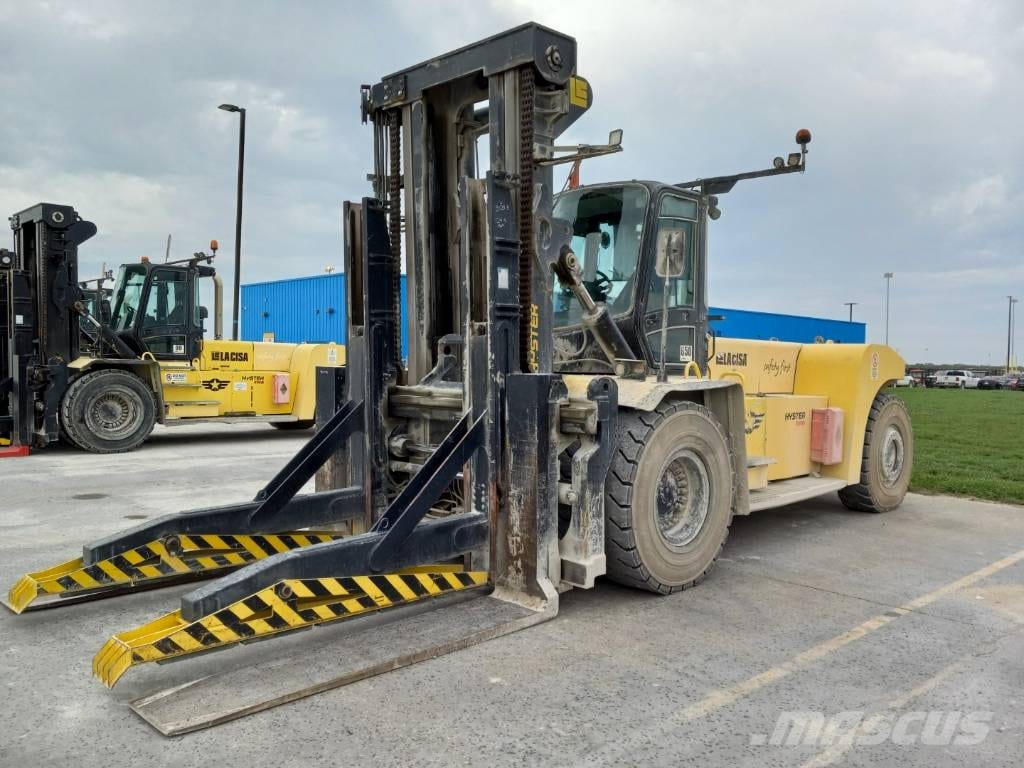 2017 Hyster H700