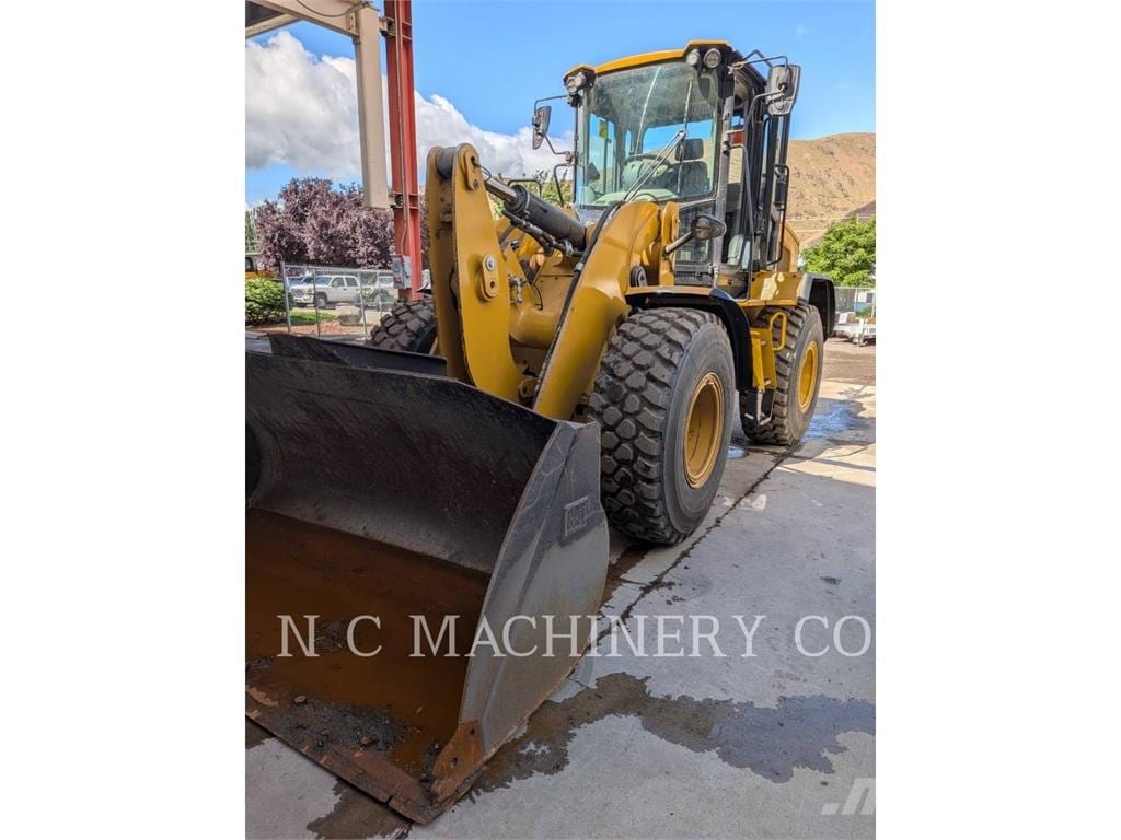2019 CAT 930M