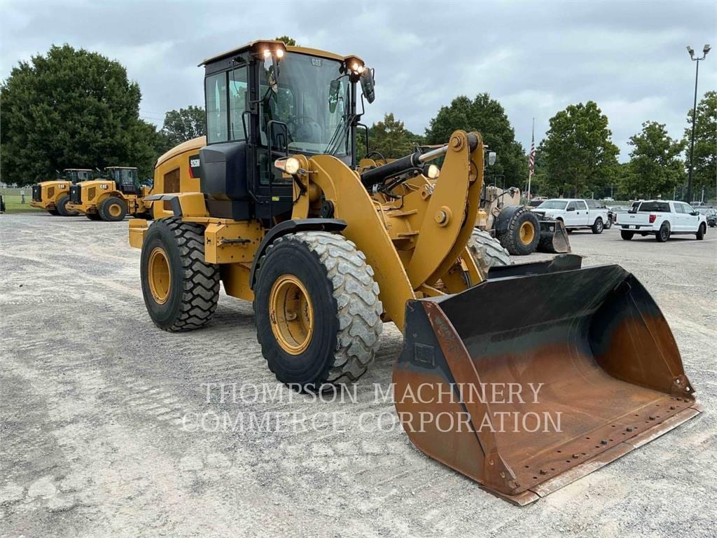 2019 CAT 926M