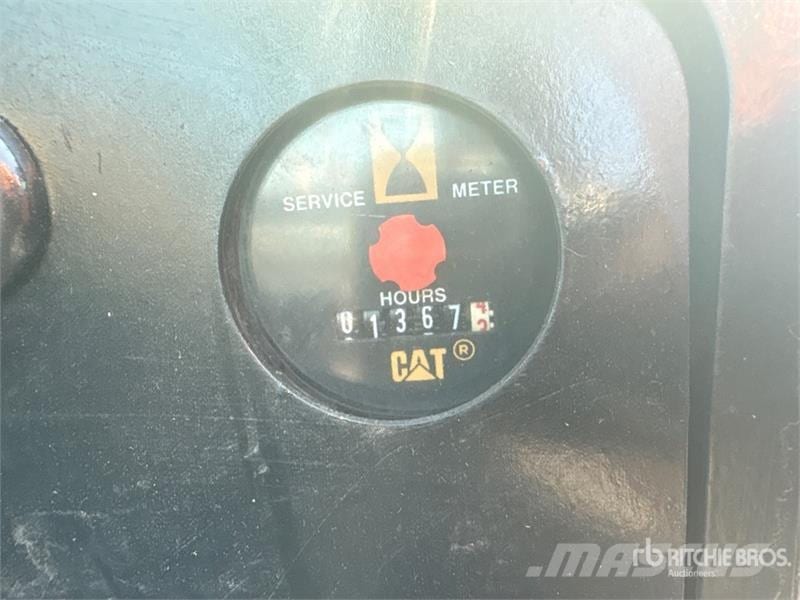 2011 CAT 306
