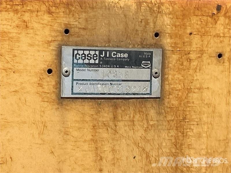1988 CASE 1085B