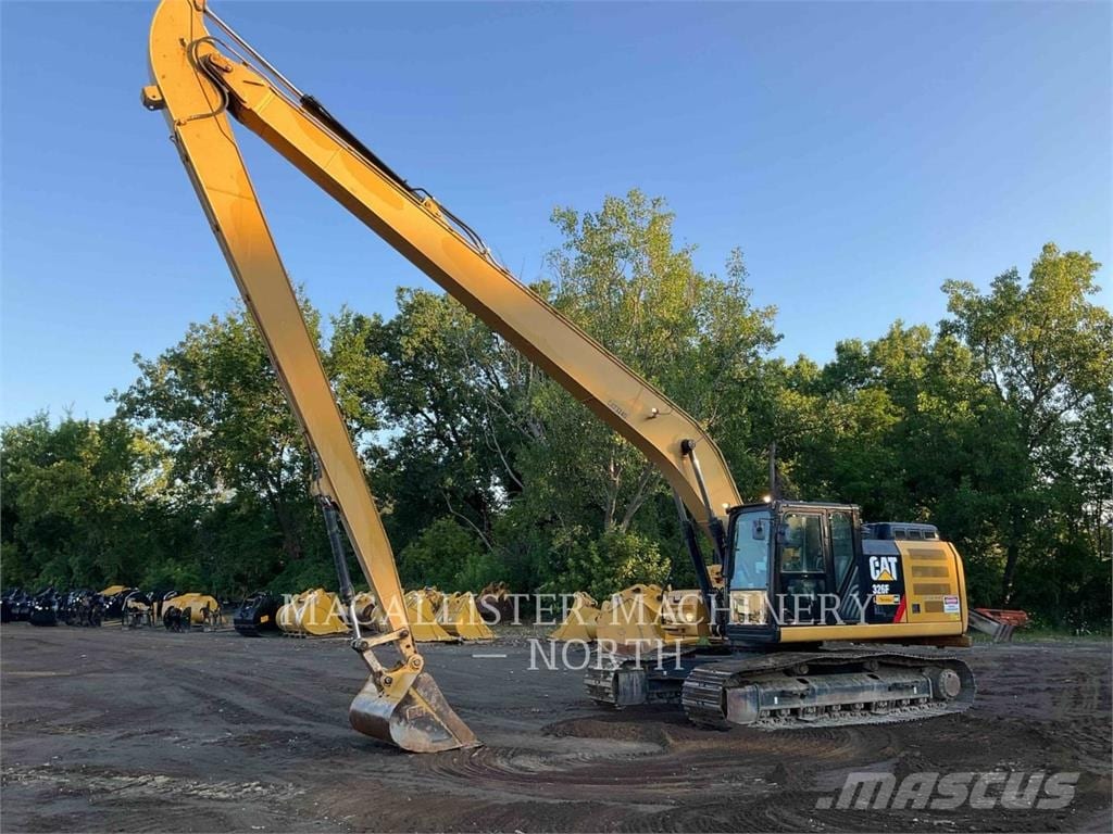 2019 CAT 326FL