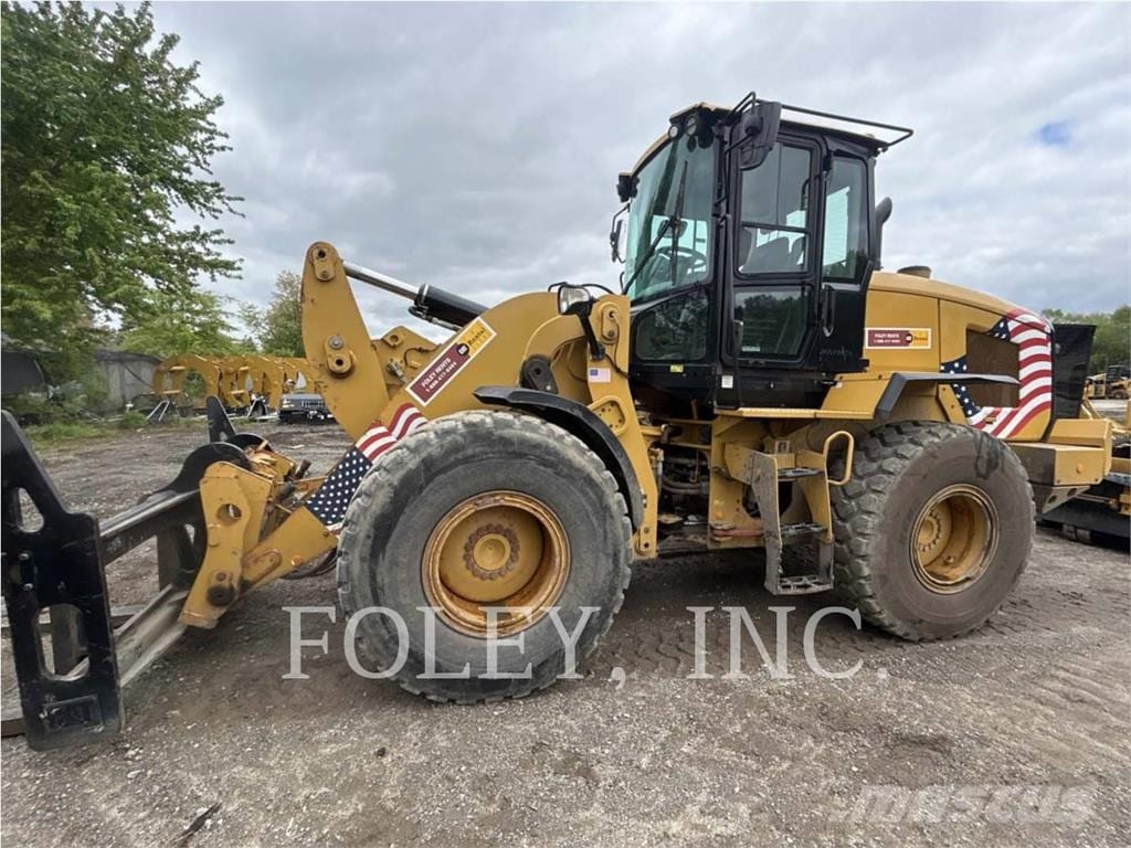 2019 CAT 930M