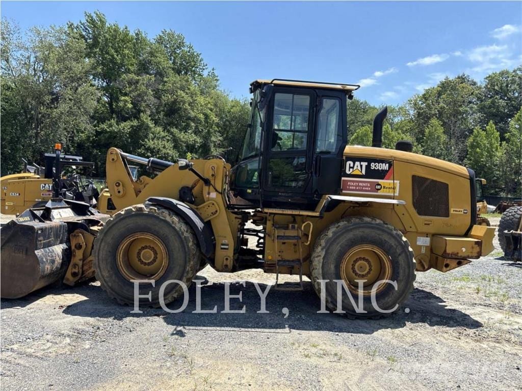 2018 CAT 930M