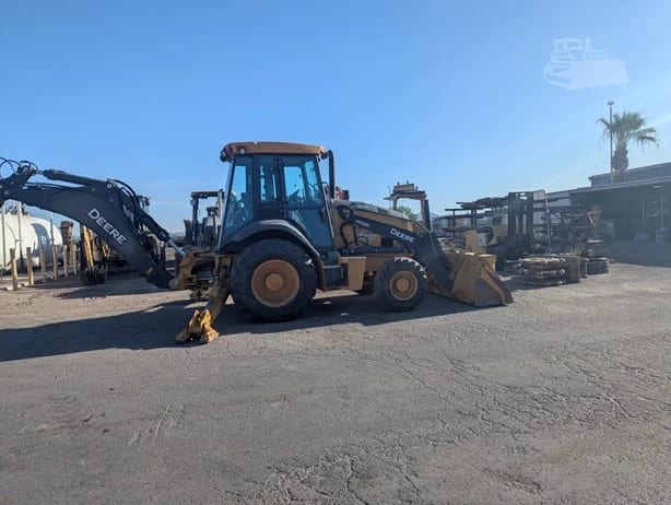 2021 DEERE 410L