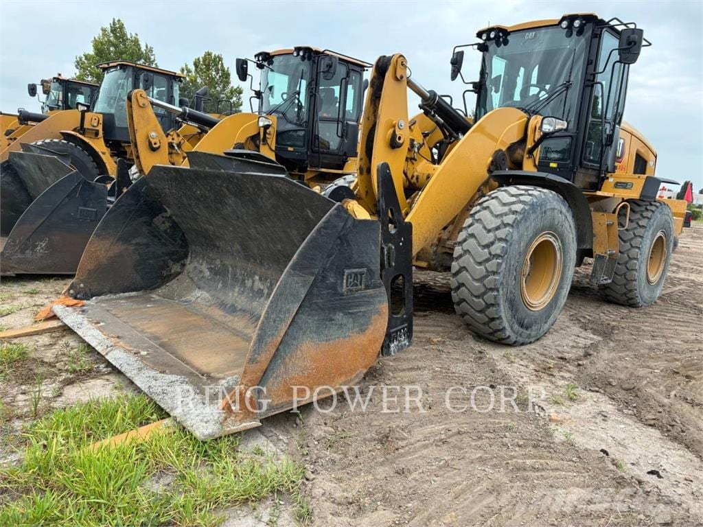 2025 CAT 938QC