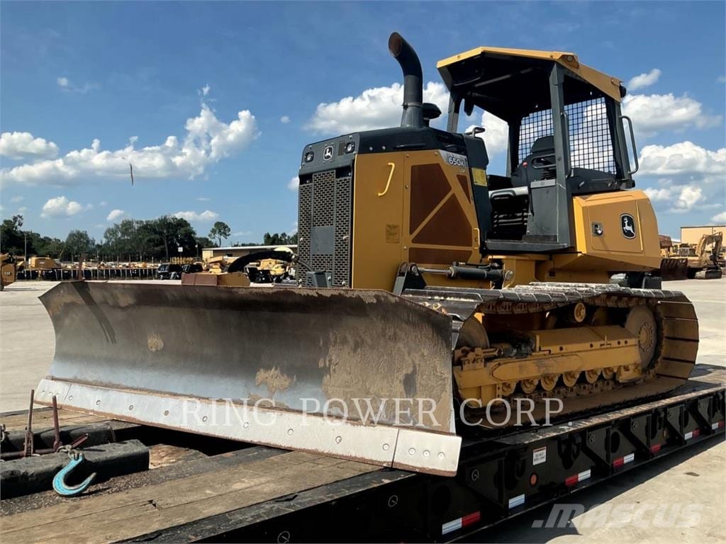 2017 John Deere & CO. 650K