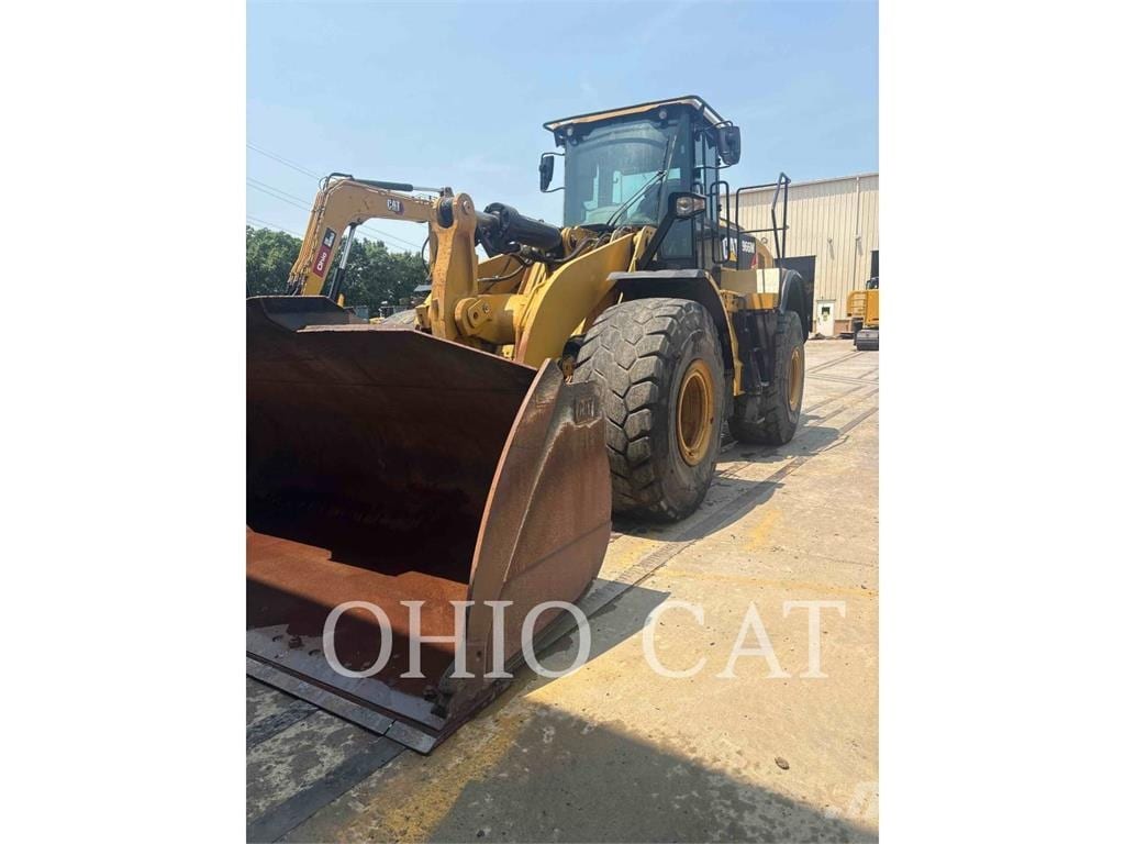2018 CAT 966M