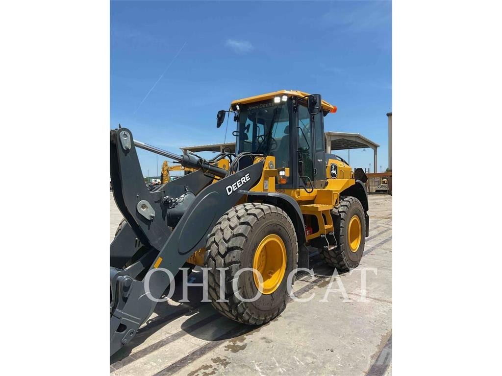 2023 John Deere & CO. 524P