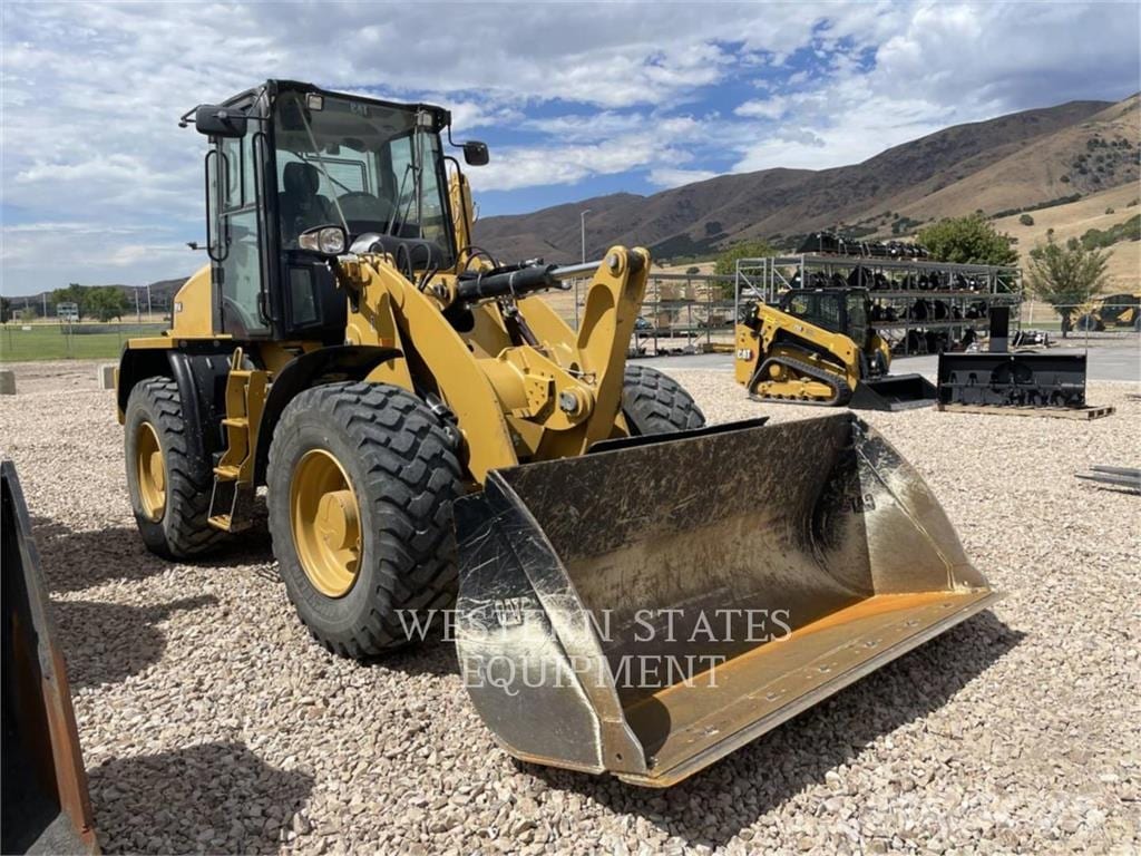 2022 CAT 914