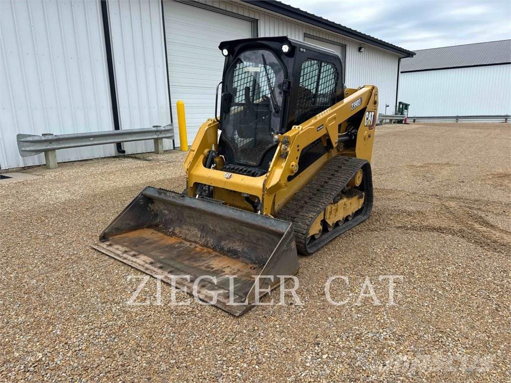 2023 CAT 239D3