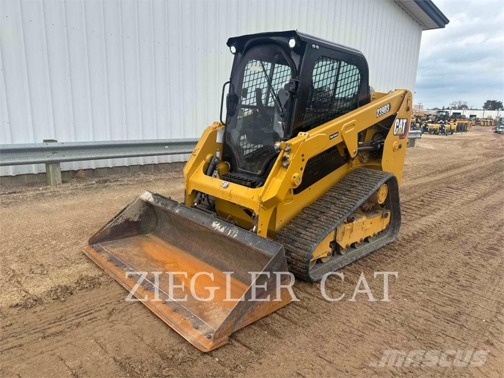 2023 CAT 239D3